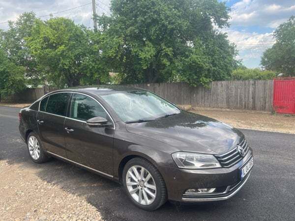 Utilizat 2013 VW Passat Berlinǎ | 7.150 EUR (Preț OK) - Imagine 1/4