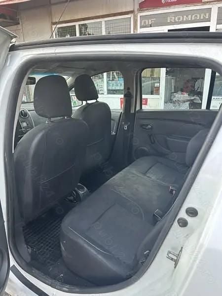 Utilizat 2016 Dacia Sandero Hatchback | 3.200 EUR (Super Preț) - Imagine 1/4
