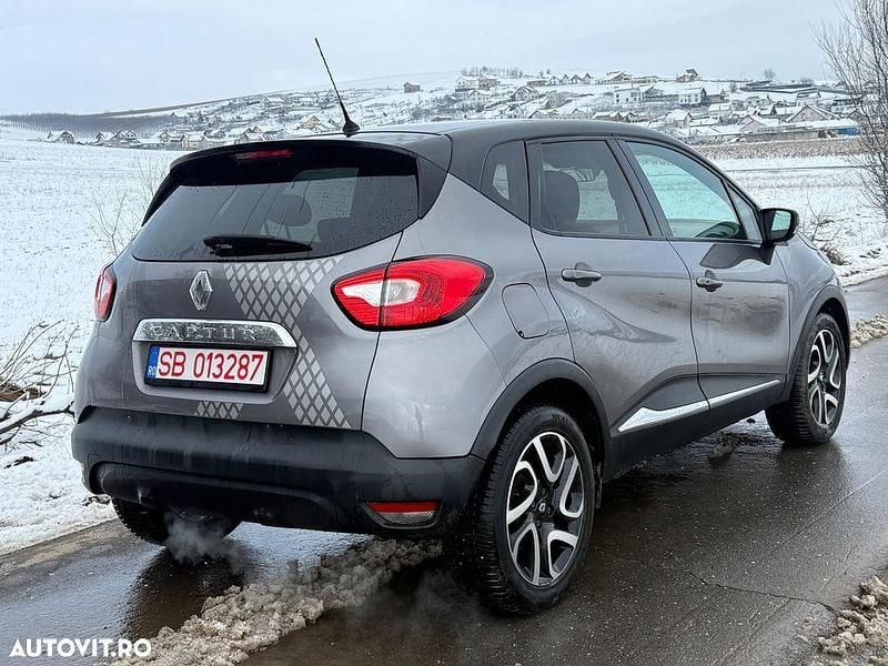 Second-hand Renault Captur Expression 120 CP (88 kW) 2014 Culoaregri SUV