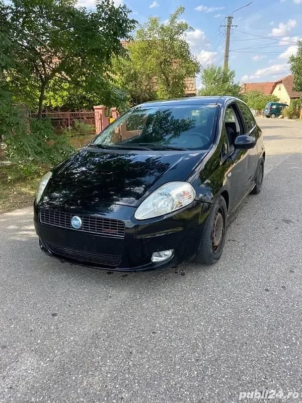 Utilizat 2008 Fiat Grande Punto Hatchback | 650 EUR - Imagine 1/4