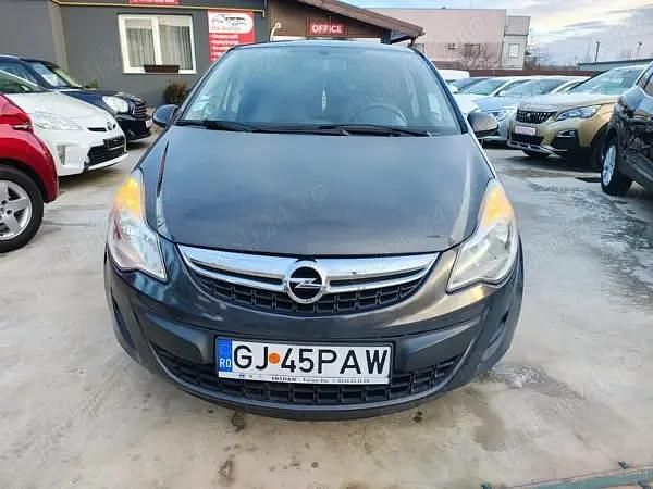 Second-hand Opel Corsa Selection 75 CP (55 kW) 2013 Gri Hatchback