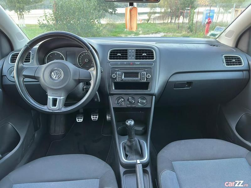Second-hand VW Polo Edition 90 CP (66 kW) 2012 Alb Berlinǎ