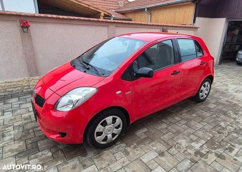 Culoarerosu Utilizat 2007 Toyota Yaris Travel | 3.350 EUR (Preț OK) - Imagine 1/4
