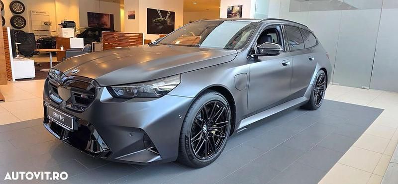 Culoaregri Nouă 2025 BMW M5 Shadowline Break | 146.927 EUR - Imagine 1/4