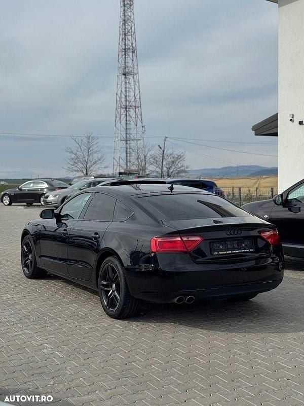 Second-hand Audi A5 150 CP (110 kW) 2014 Culoarenegru Coupe