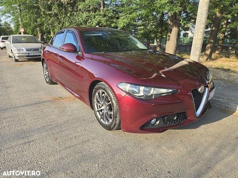 Culoarerosu Second-hand 2017 Alfa Romeo Giulia Business Berlinǎ | 12.800 EUR - Imagine 1/4