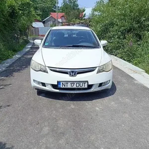 Alb Utilizat 2008 Honda Civic Hybrid Berlinǎ | 3.200 EUR - Imagine 1/4