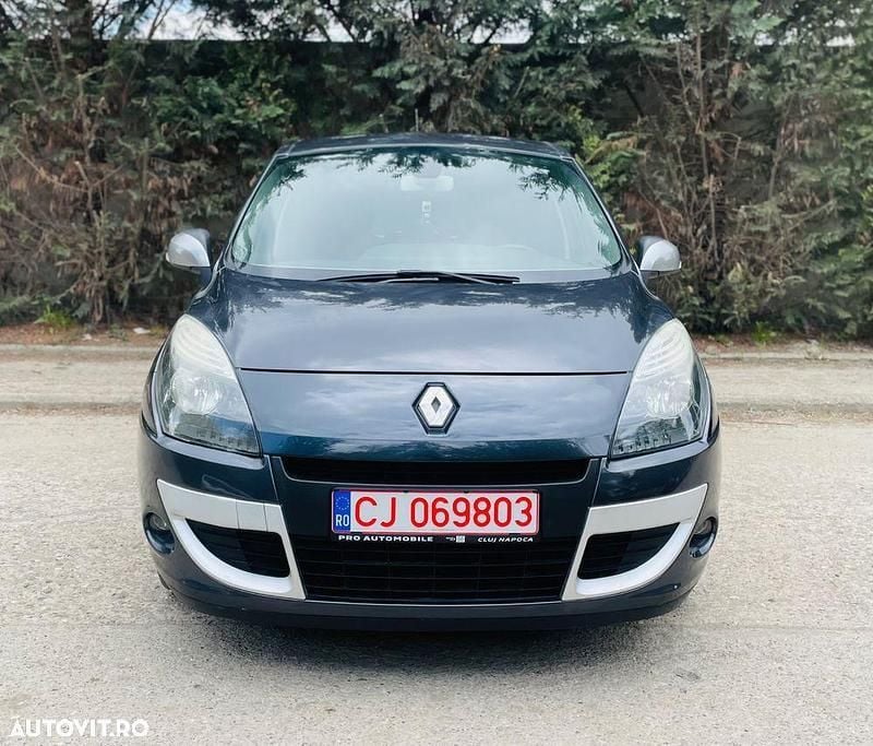 Gri Utilizat 2012 Renault Scénic III Dynamique Monovolum | 4.900 EUR (Preț bun) - Imagine 1/4