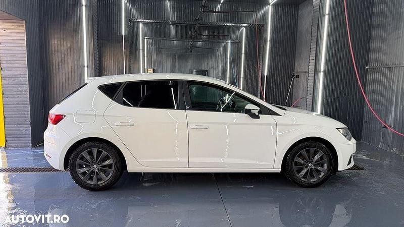 Second-hand Seat Leon Style 130 CP (95 kW) 2020 Culoarealb Hatchback