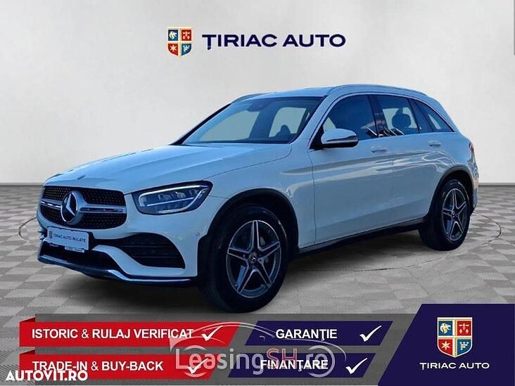 Alb Utilizat 2022 Mercedes 200 SUV | 35.900 EUR (Preț bun) - Imagine 1/4