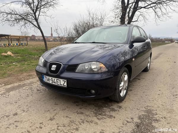 Utilizat 2009 Seat Cordoba Hatchback | 2.000 EUR - Imagine 1/4