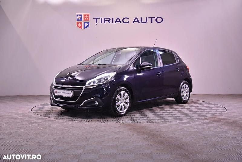 Culoarealbastru Utilizat 2019 Peugeot 208 Hatchback | 8.900 EUR (Preț OK) - Imagine 1/4