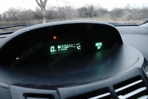 Second-hand 2007 Toyota Yaris Hatchback | 3.800 EUR (Preț OK) - Imagine 1/4