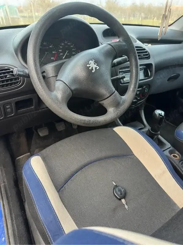 Second-hand Peugeot 206 75 CP (55 kW) 2000 Albastru Hatchback