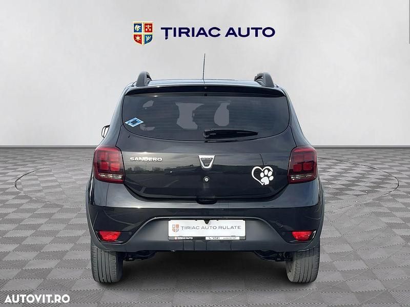 Second-hand Dacia Sandero 73 CP (53 kW) 2020 Culoarenegru Hatchback
