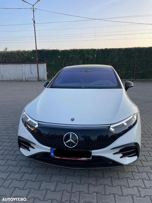 Culoarealb Second-hand 2022 Mercedes EQS450+ AMG line Berlinǎ | 49.900 EUR - Imagine 1/4