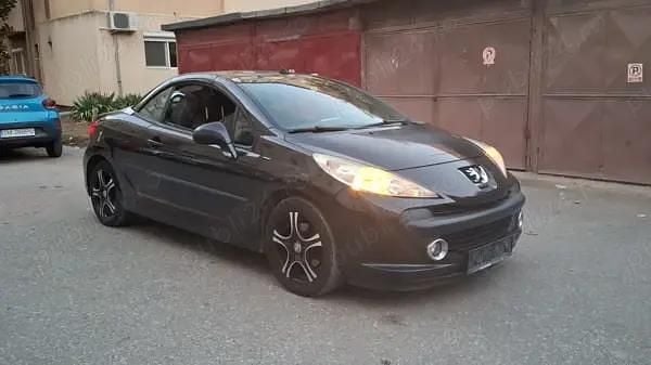 Utilizat 2007 Peugeot 207 CC Cabrio | 1.999 EUR (Super Preț) - Imagine 1/4