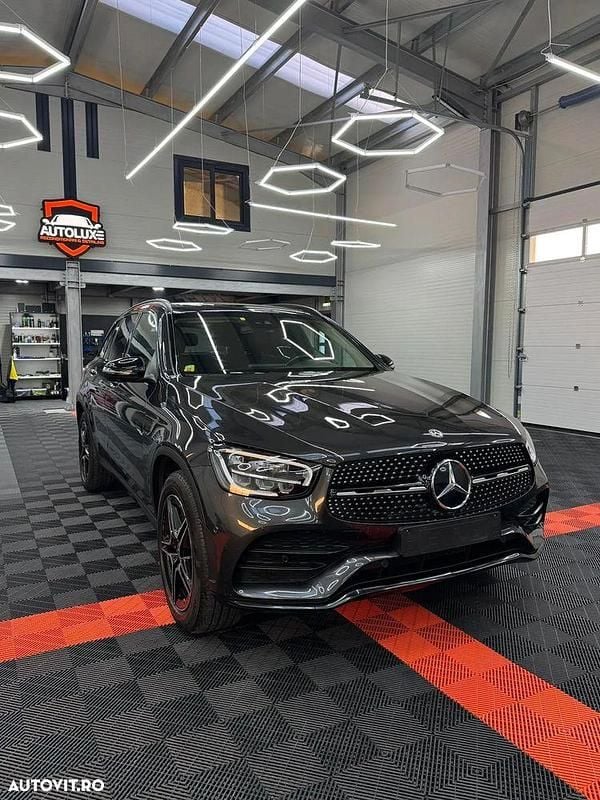 Culoaregri Utilizat 2022 Mercedes GLC220 AMG line SUV | 30.900 EUR (Preț OK) - Imagine 1/4