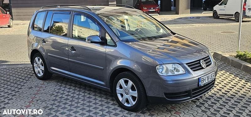 Culoaregri Utilizat 2006 VW Touran Conceptline Monovolum | 3.300 EUR - Imagine 1/4
