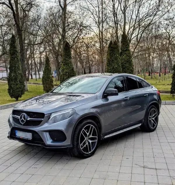 Utilizat 2018 Mercedes GLE350 Coupe | 31.000 EUR - Imagine 1/4