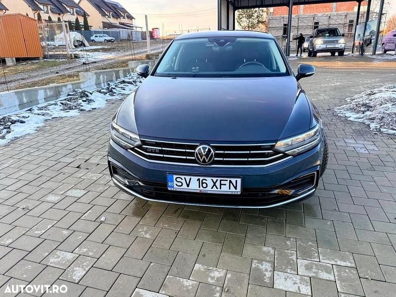 Second-hand VW Passat 218 CP (160 kW) 2021 Culoaregri Berlinǎ