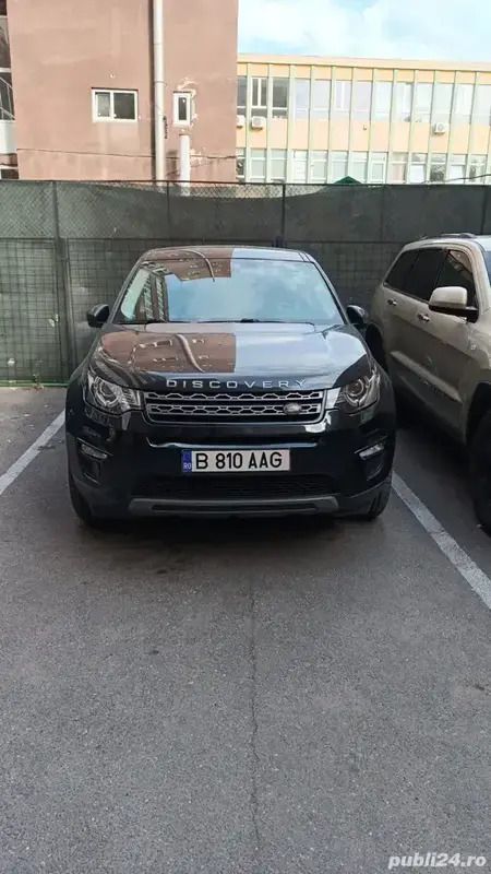 Negru Utilizat 2016 Land Rover Discovery Sport SUV | 12.000 EUR (Preț bun) - Imagine 1/4