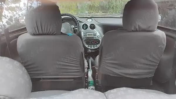 Second-hand Ford Ka 44 CP (32 kW) 2001 Albastru Hatchback