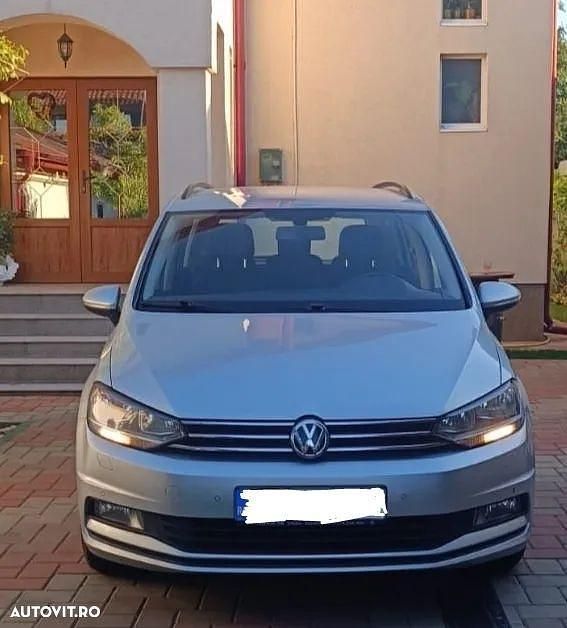 Culoareargint Utilizat 2016 VW Touran Monovolum | 7.999 EUR (Preț OK) - Imagine 1/4