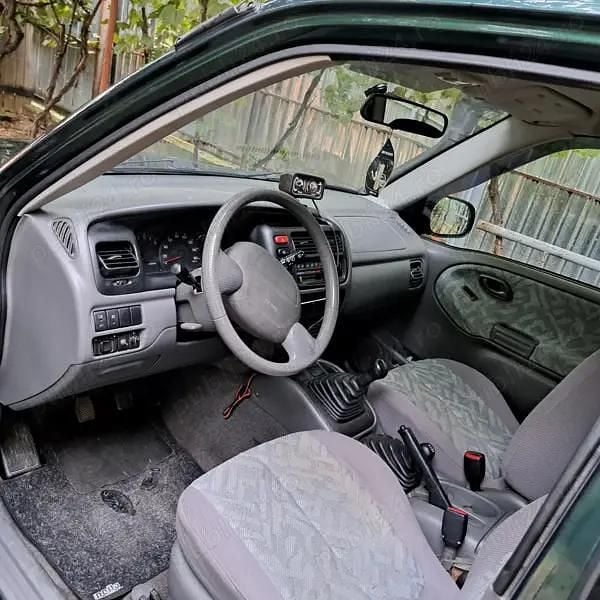 Utilizat 2001 Suzuki Grand Vitara SUV | 5.500 EUR - Imagine 1/4