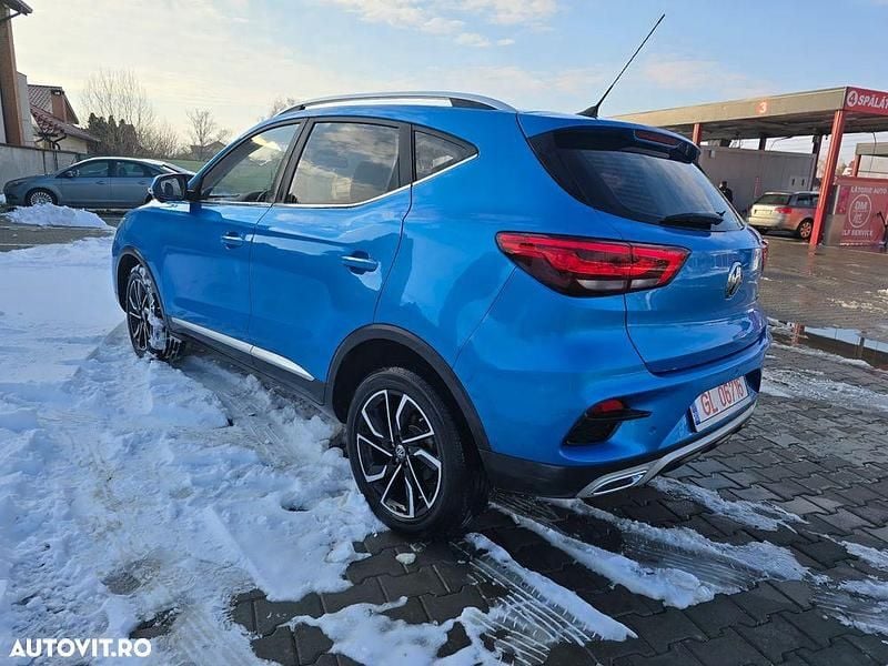 Second-hand MG ZS 106 CP (77 kW) 2023 Culoarealbastru SUV