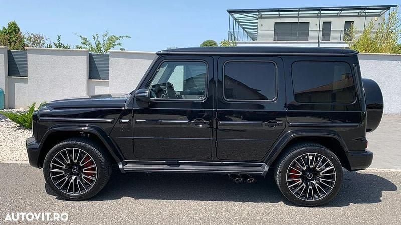 Nouă Mercedes G63 AMG AMG 585 CP (430 kW) 2025 Culoarenegru SUV