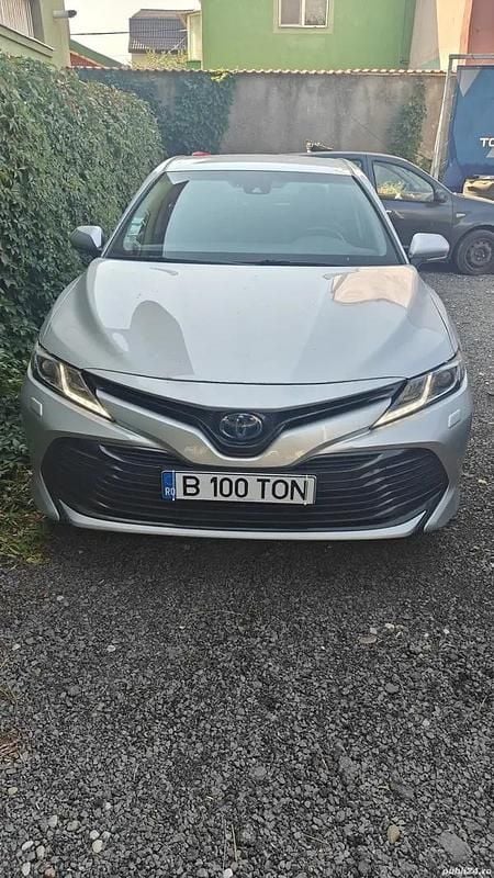 Utilizat 2020 Toyota Camry Berlinǎ | 20.900 EUR (Preț bun) - Imagine 1/4