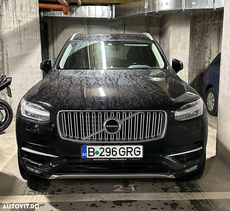 Culoarenegru Utilizat 2016 Volvo XC90 Inscription SUV | 22.950 EUR (Scump) - Imagine 1/4