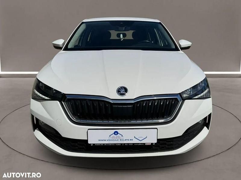 Culoarealb Utilizat 2022 Skoda Scala Ambition Hatchback | 11.650 EUR (Preț OK) - Imagine 1/4