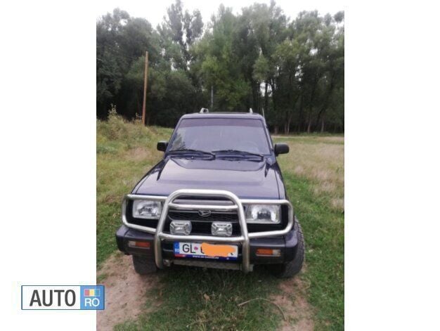 Albastru marin Utilizat 1998 Daihatsu Rocky SUV | 3.100 EUR - Imagine 1/4