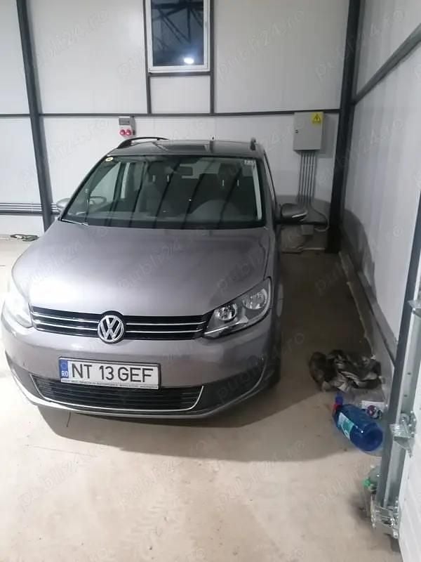 Second-hand VW Touran 140 CP (102 kW) 2011 Monovolum