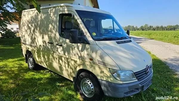 Second-hand Mercedes Sprinter 129 CP (94 kW) 2001 Van
