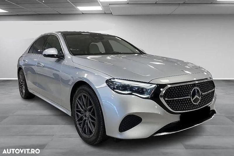 Culoareargint Utilizat 2024 Mercedes E300 Berlinǎ | 59.990 EUR (Preț OK) - Imagine 1/4