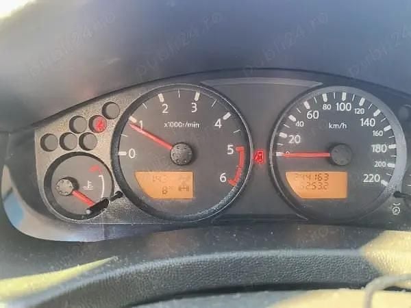 Second-hand Nissan Navara 128 CP (94 kW) 2006 Negru Pickup