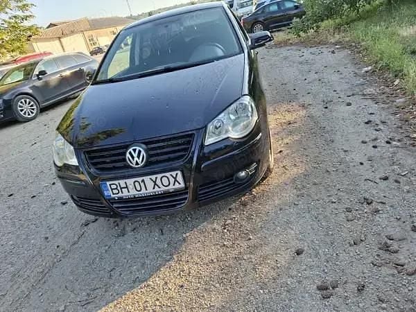 Utilizat 2006 VW Polo Berlinǎ | 1.500 EUR (Preț OK) - Imagine 1/4