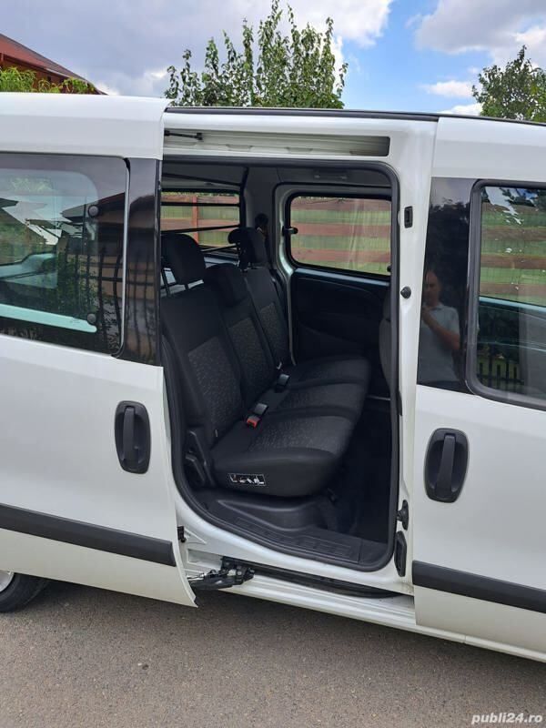 Second-hand Opel Combo 120 CP (88 kW) 2017 Alb Monovolum