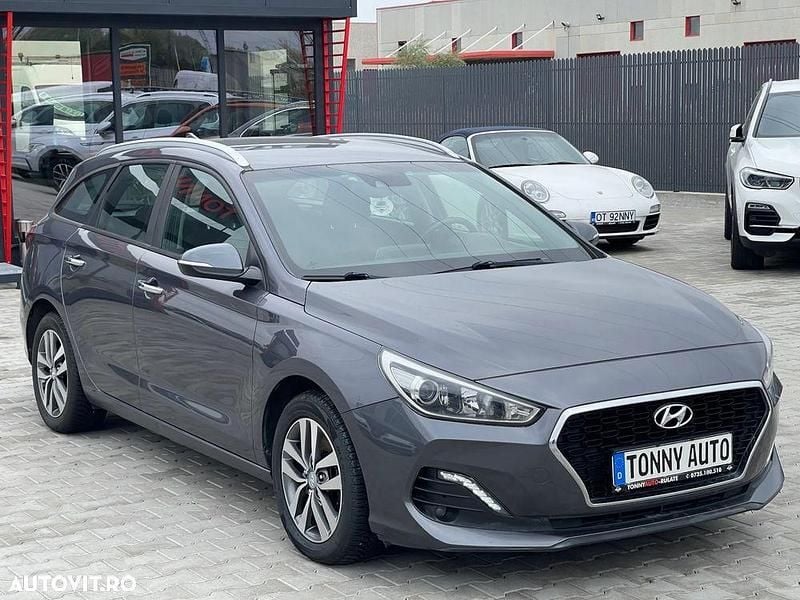 Culoaregri Utilizat 2018 Hyundai i30 Trend Break | 7.990 EUR (Super Preț) - Imagine 1/4