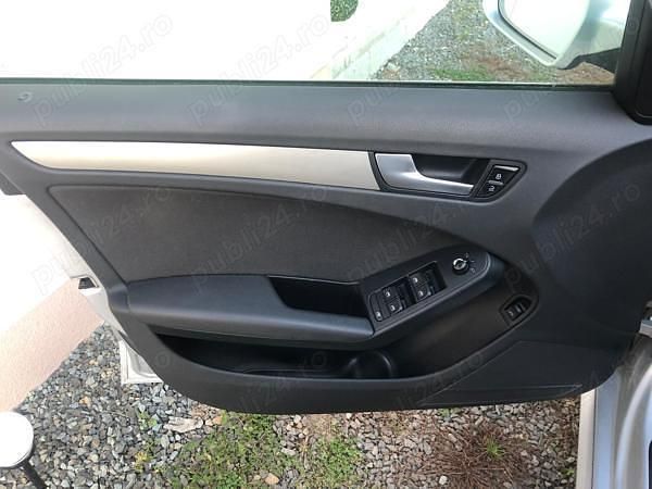 Second-hand Audi A4 120 CP (88 kW) 2010 Gri Berlinǎ