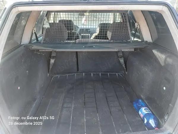 Second-hand VW Golf IV 116 CP (85 kW) 2003 Gri Break