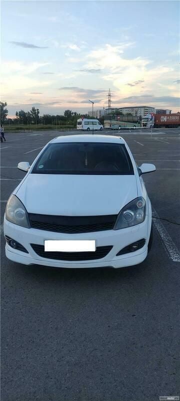 Utilizat 2009 Opel Astra Hatchback | 3.700 EUR (Puțin scump) - Imagine 1/4