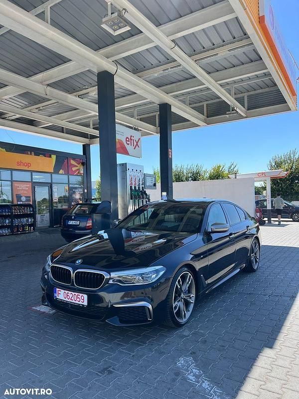Culoarealbastru Utilizat 2018 BMW M550 Comfort Edition Berlinǎ | 41.000 EUR - Imagine 1/4