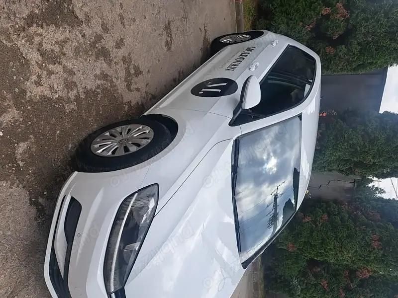 Utilizat 2020 VW Golf VII Hatchback | 11.900 EUR (Preț bun) - Imagine 1/4