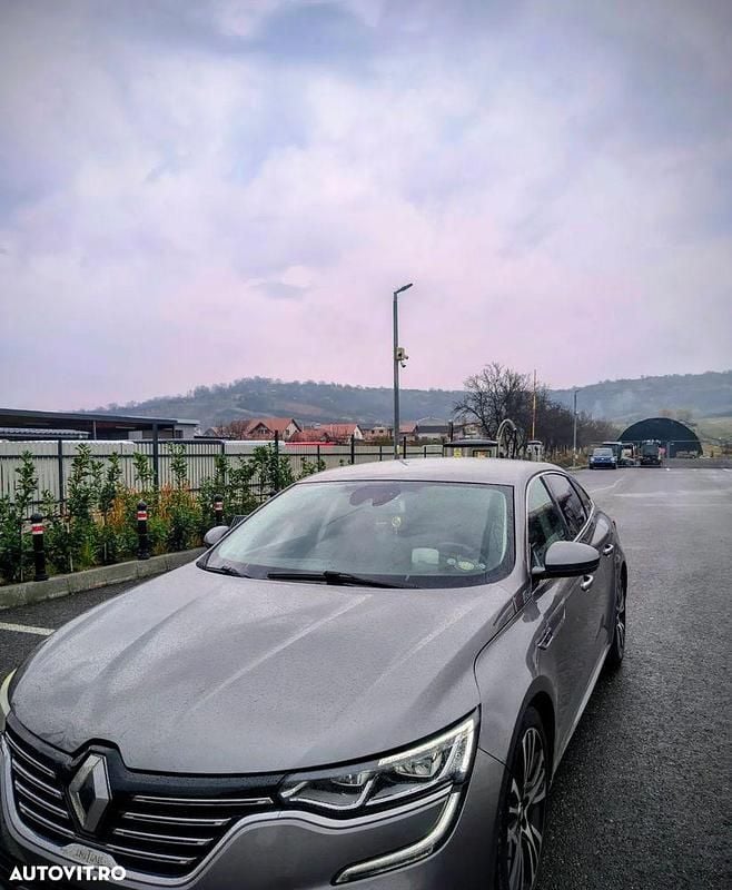 Second-hand Renault Talisman Initiale Paris 160 CP (117 kW) 2015 Culoaregri Berlinǎ