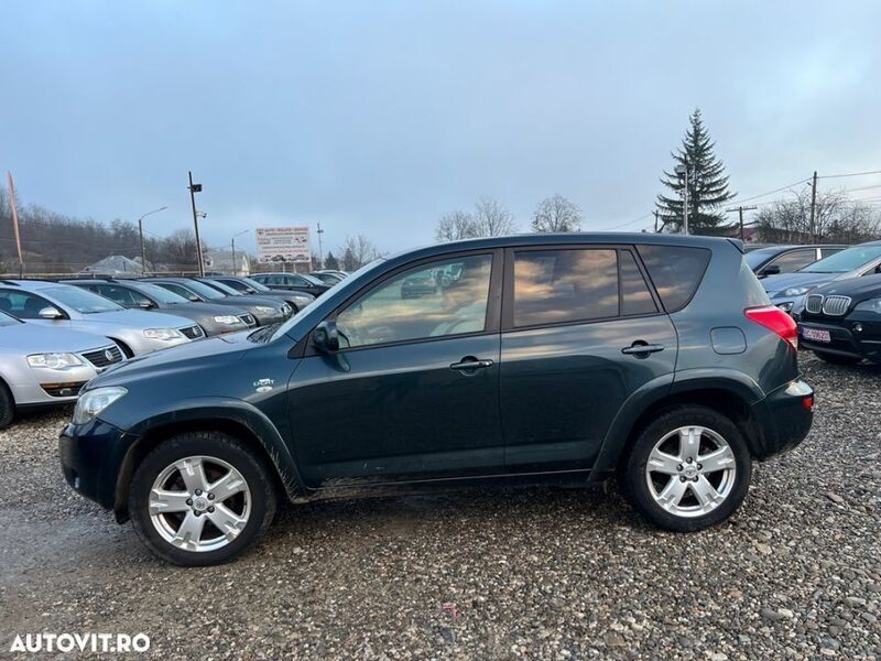 Second-hand 2007 Toyota RAV4 2.2 Diesel 136 CP (5.999 €) | Bacău ...
