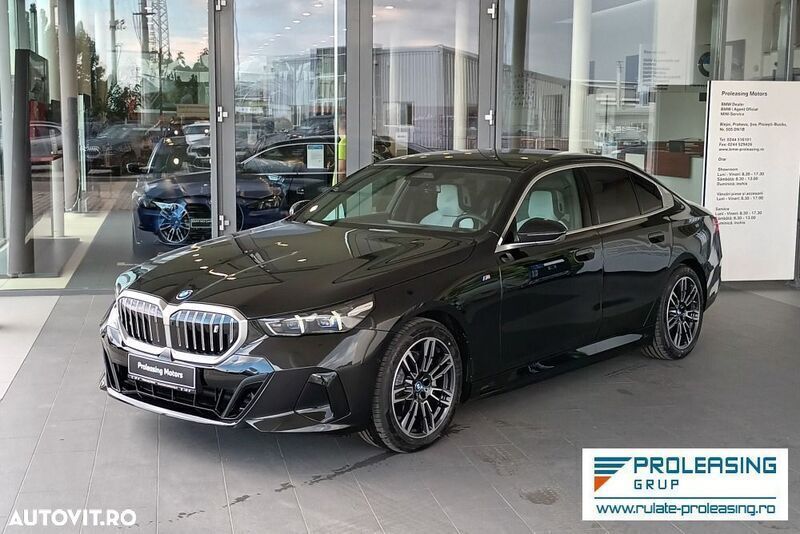 Negru Utilizat 2024 BMW i5 Berlinǎ | 65.219 EUR (Puțin scump) - Imagine 1/4
